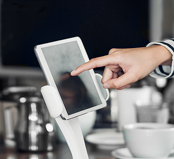 iPad kiosk mode: Remotely lockdown <span>iOS devices</span>